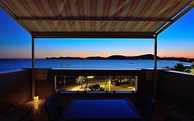 Luxury Garibaldi